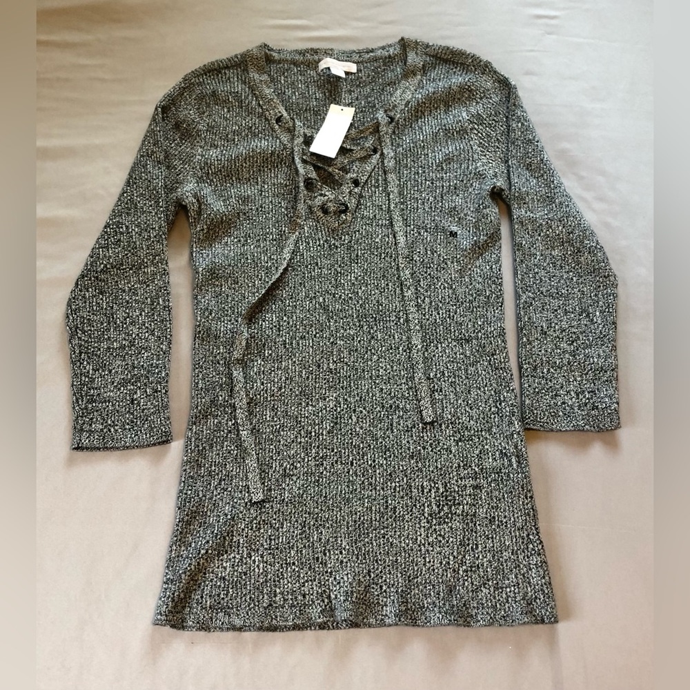 New York & Company Tie V-Neck Ribbed Knit Sweater Size Medium